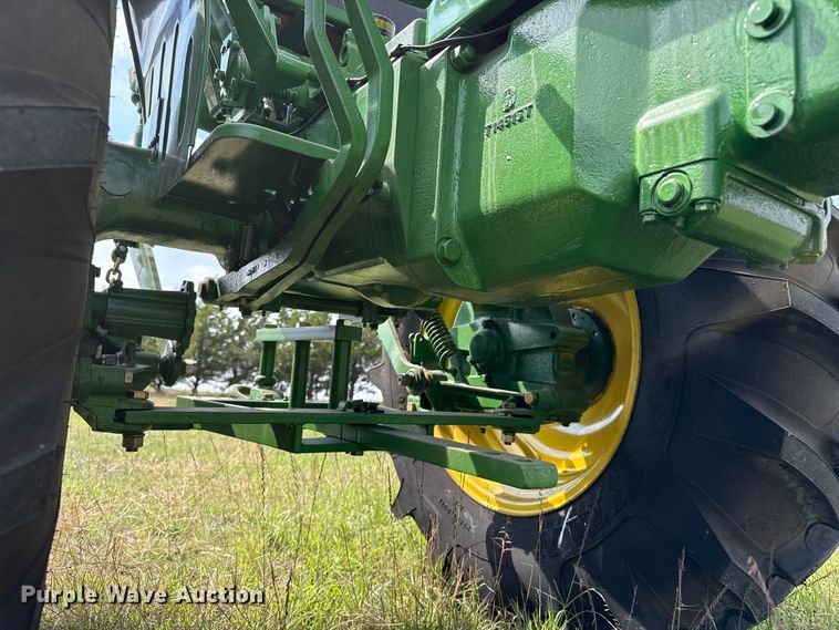 image for item FB8974 1962 John Deere 1010 tractor