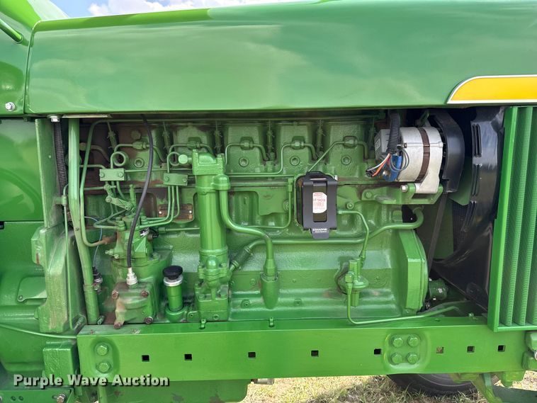image for item FB8976 1969 John Deere 4020 tractor