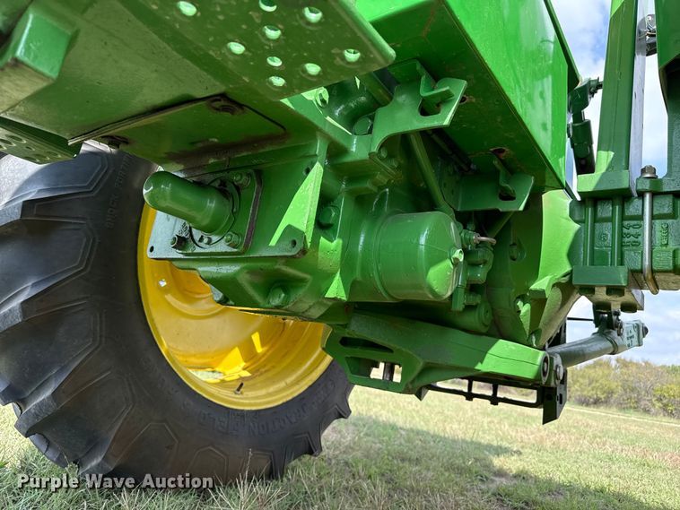 image for item FB8976 1969 John Deere 4020 tractor