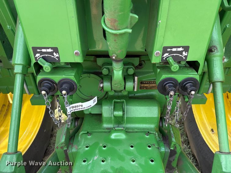 image for item FB8976 1969 John Deere 4020 tractor