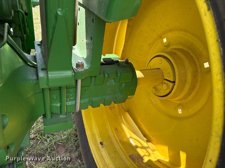 image for item FB8976 1969 John Deere 4020 tractor