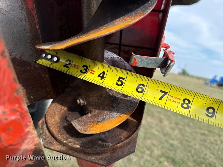 image for item FB8977 2000 GMC C8500 grain truck