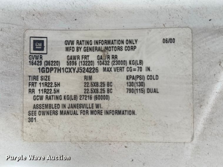 image for item FB8977 2000 GMC C8500 grain truck