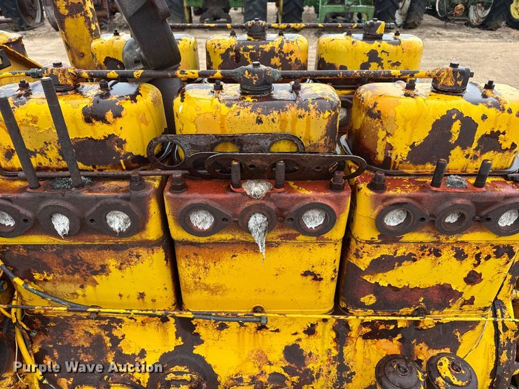 image for item FB8979 Minneapolis 1210-12A engine