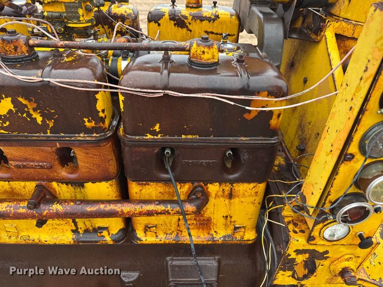 image for item FB8980 Minneapolis Moline 1210-12A engine