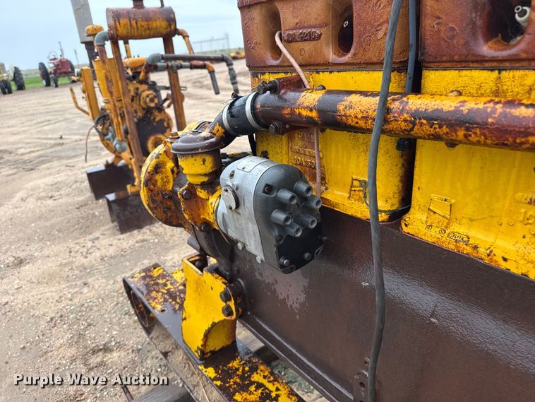 image for item FB8980 Minneapolis Moline 1210-12A engine