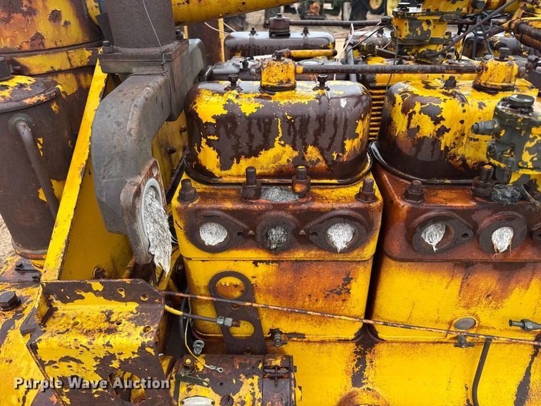 image for item FB8980 Minneapolis Moline 1210-12A engine