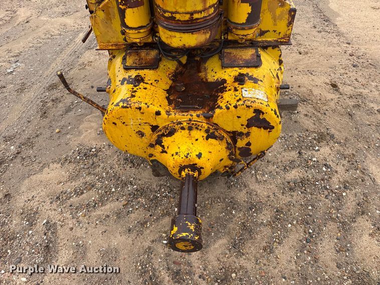 image for item FB8980 Minneapolis Moline 1210-12A engine