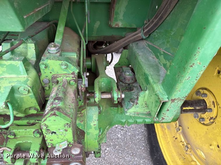 image for item FC4442 1974 John Deere 4430H tractor
