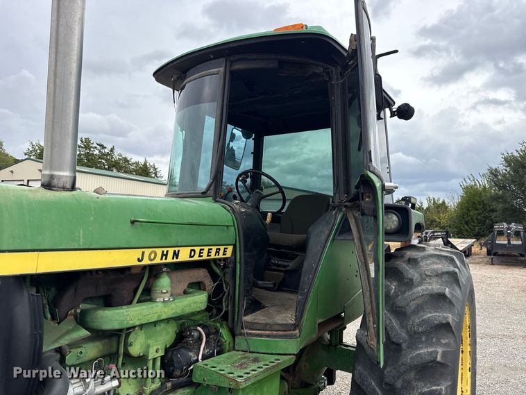 image for item FC4442 1974 John Deere 4430H tractor