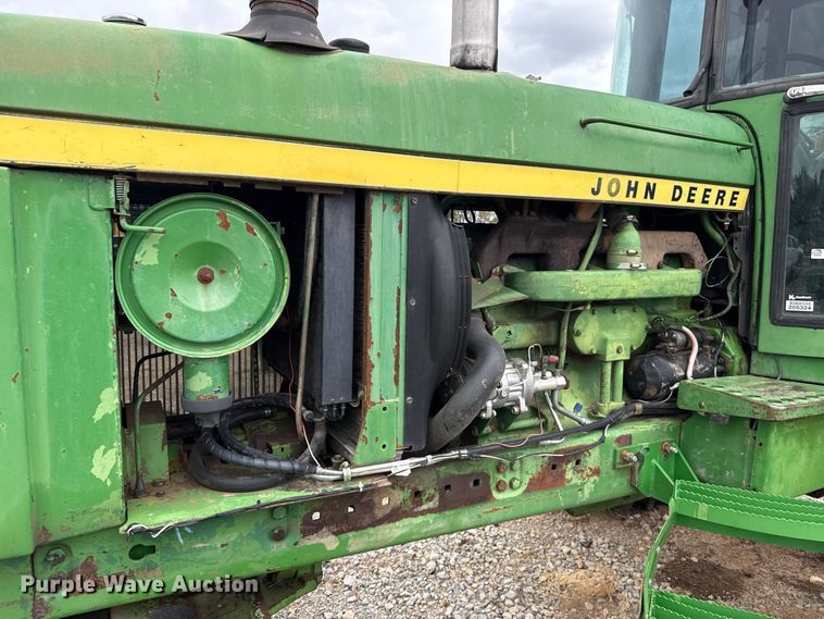 image for item FC4442 1974 John Deere 4430H tractor