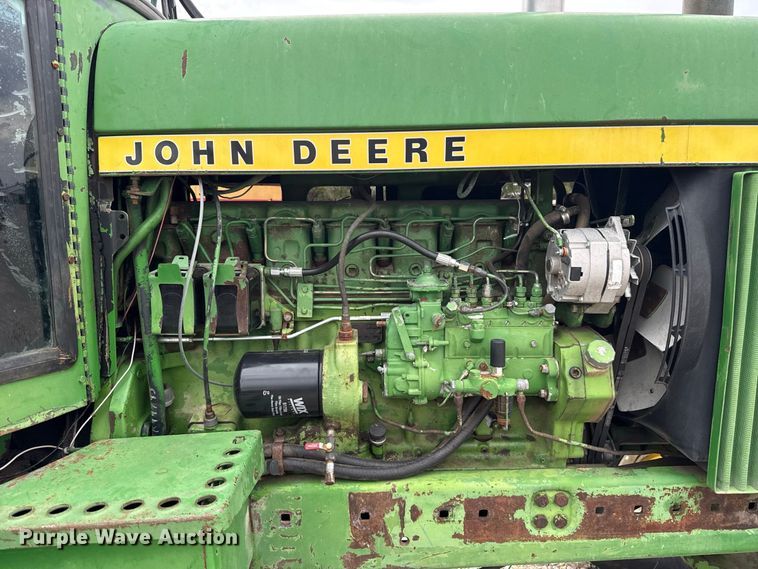 image for item FC4442 1974 John Deere 4430H tractor