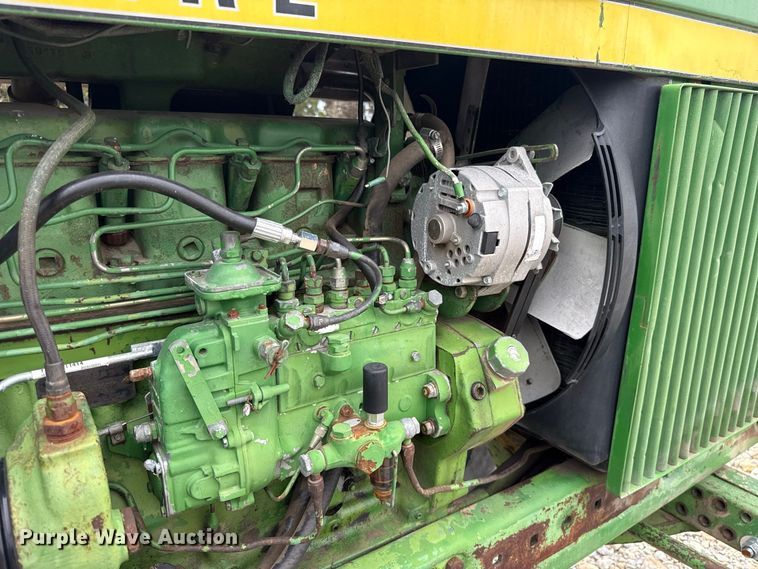 image for item FC4442 1974 John Deere 4430H tractor