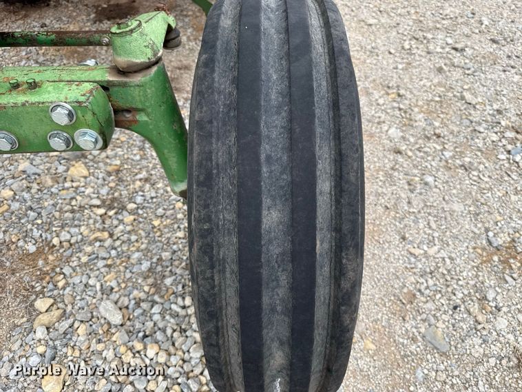 image for item FC4442 1974 John Deere 4430H tractor