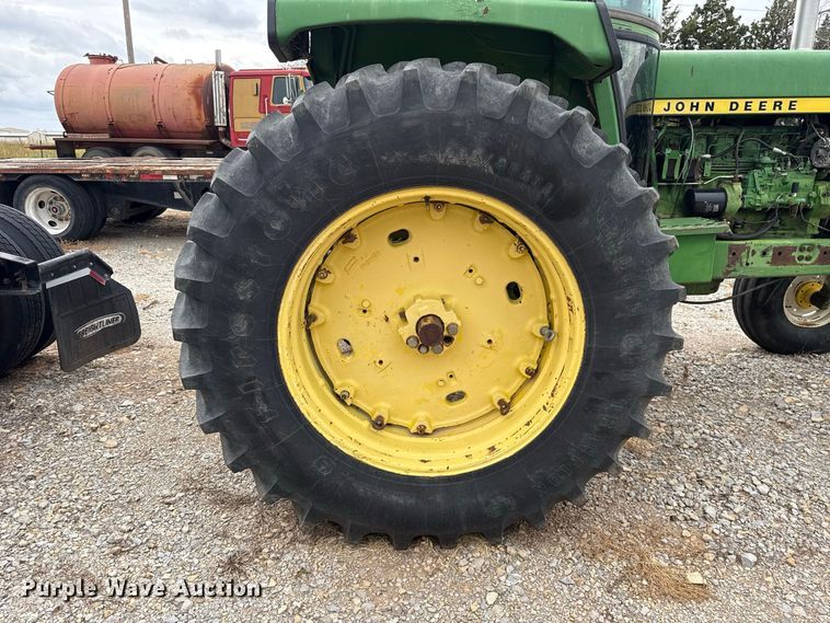 image for item FC4442 1974 John Deere 4430H tractor