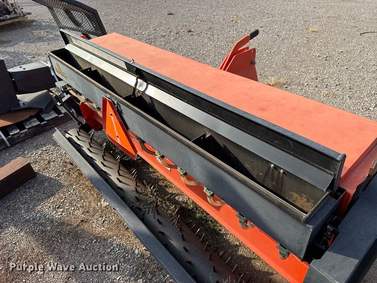 image for item FC4443 Land Pride seeder