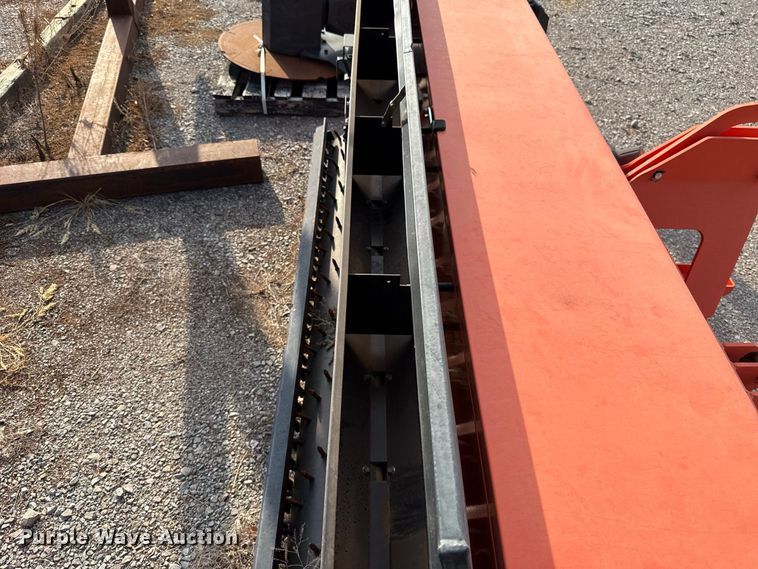 image for item FC4443 Land Pride seeder