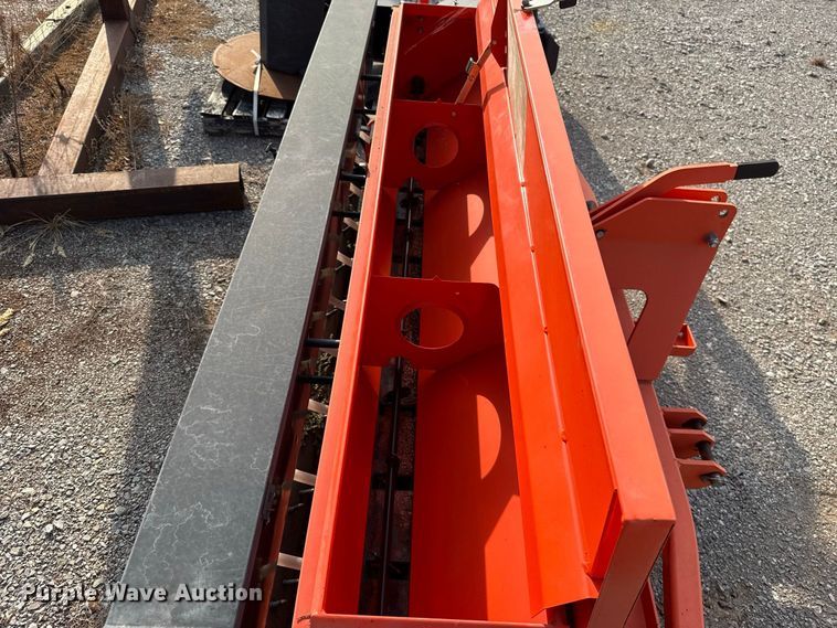 image for item FC4443 Land Pride seeder