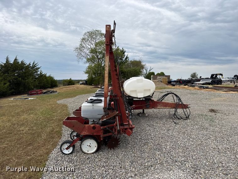 image for item FC4465 White Farm Equipment 5100 planter