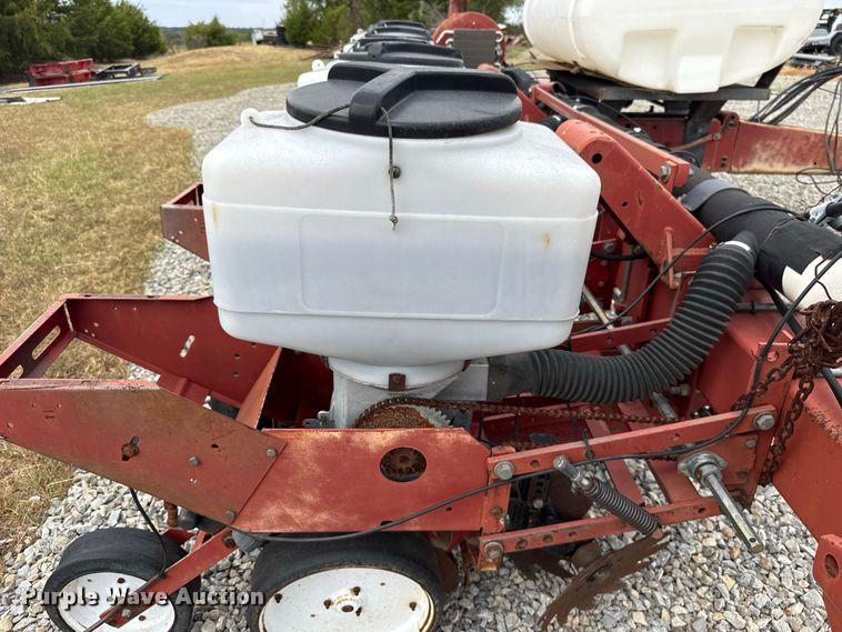image for item FC4465 White Farm Equipment 5100 planter