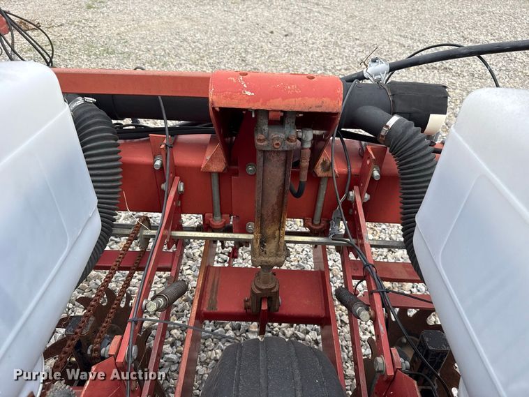 image for item FC4465 White Farm Equipment 5100 planter
