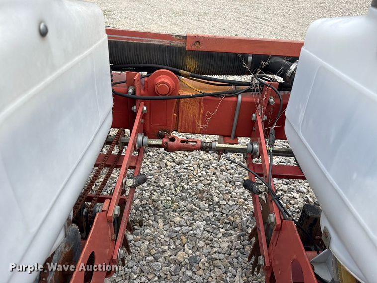 image for item FC4465 White Farm Equipment 5100 planter