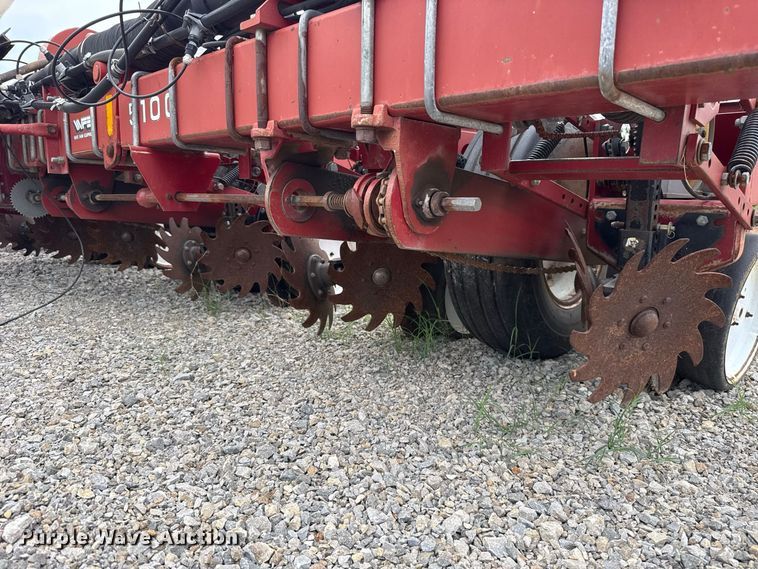 image for item FC4465 White Farm Equipment 5100 planter