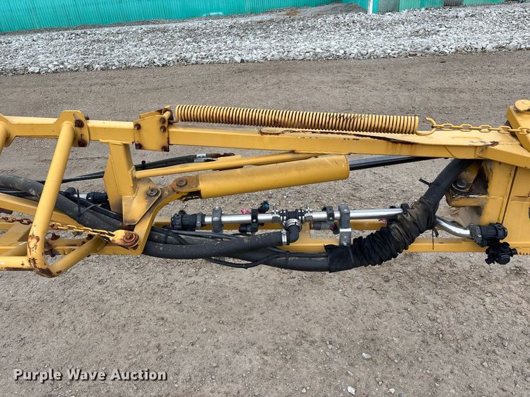 image for item FG0725 2016 RoGator RG1100B sprayer