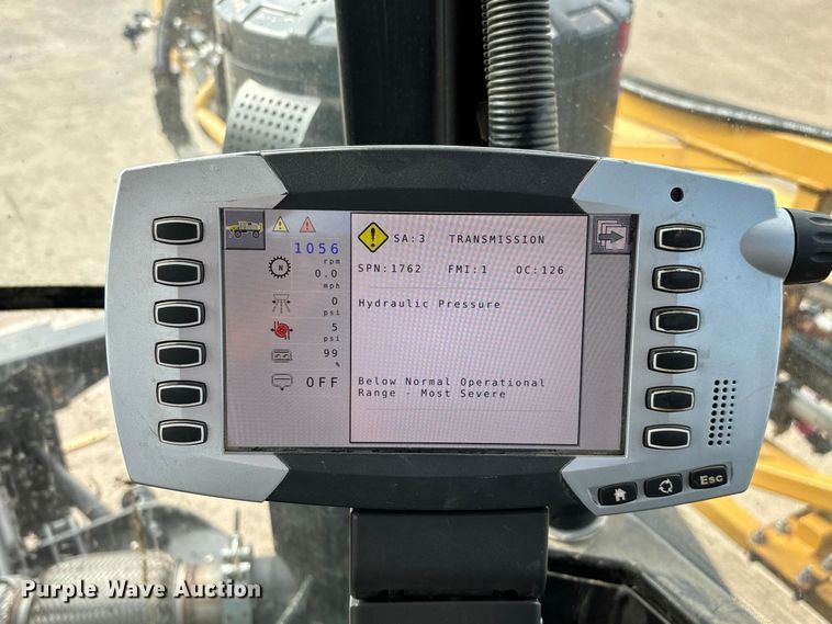 image for item FG0725 2016 RoGator RG1100B sprayer