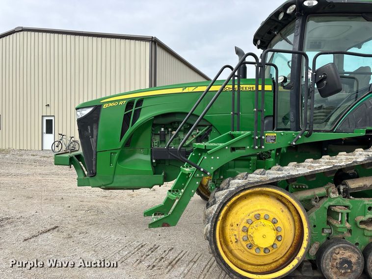 image for item FG0757 2012 John Deere 8360 RT tractor