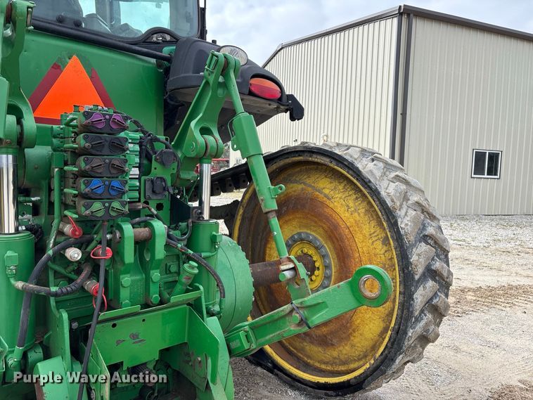 image for item FG0757 2012 John Deere 8360 RT tractor