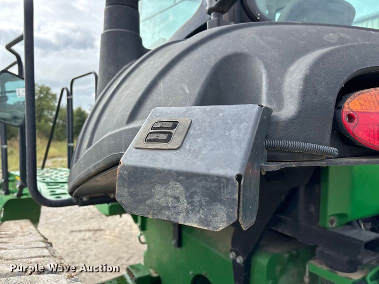 image for item FG0757 2012 John Deere 8360 RT tractor
