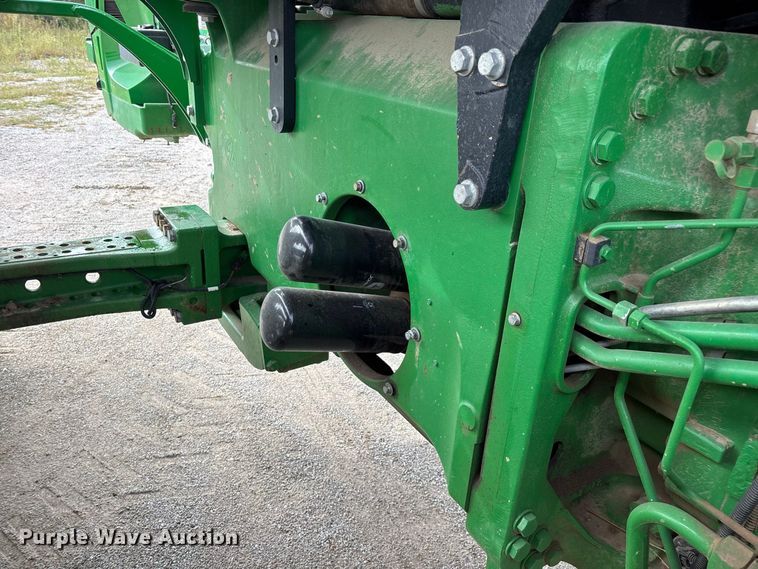 image for item FG0757 2012 John Deere 8360 RT tractor