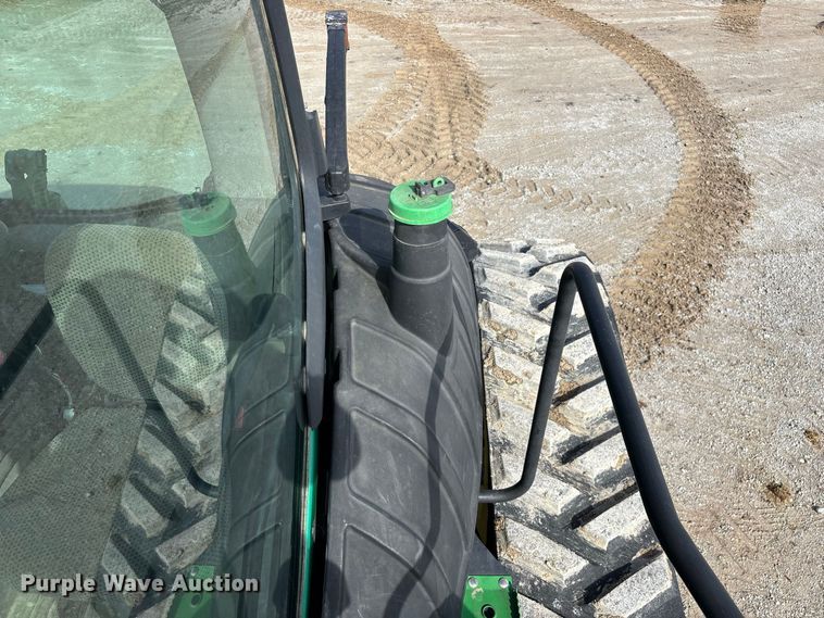 image for item FG0757 2012 John Deere 8360 RT tractor
