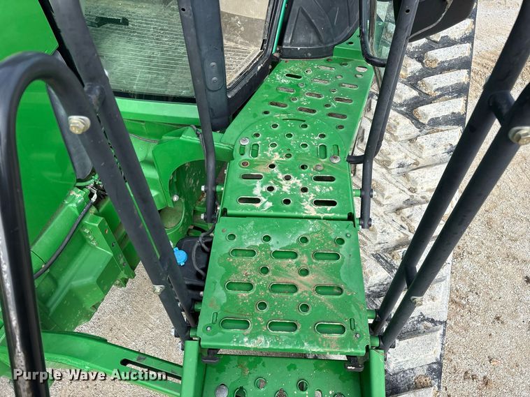 image for item FG0757 2012 John Deere 8360 RT tractor