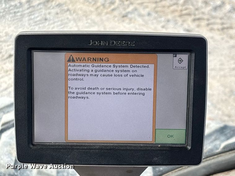 image for item FG0757 2012 John Deere 8360 RT tractor