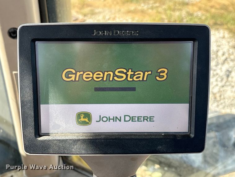 image for item FG0757 2012 John Deere 8360 RT tractor