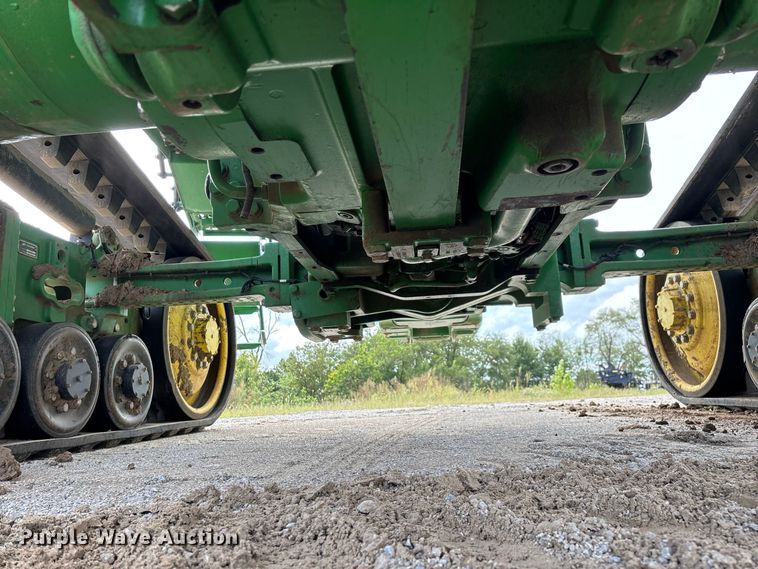 image for item FG0757 2012 John Deere 8360 RT tractor