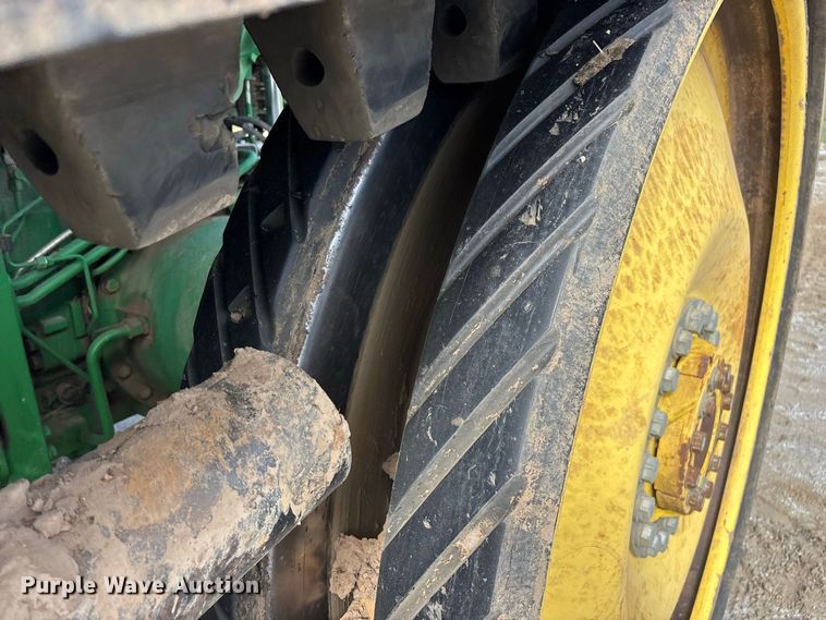 image for item FG0757 2012 John Deere 8360 RT tractor
