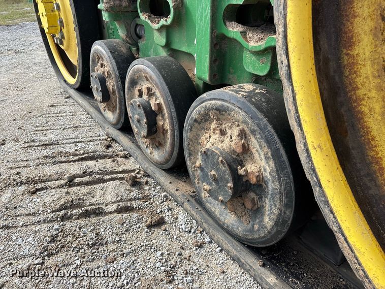 image for item FG0757 2012 John Deere 8360 RT tractor