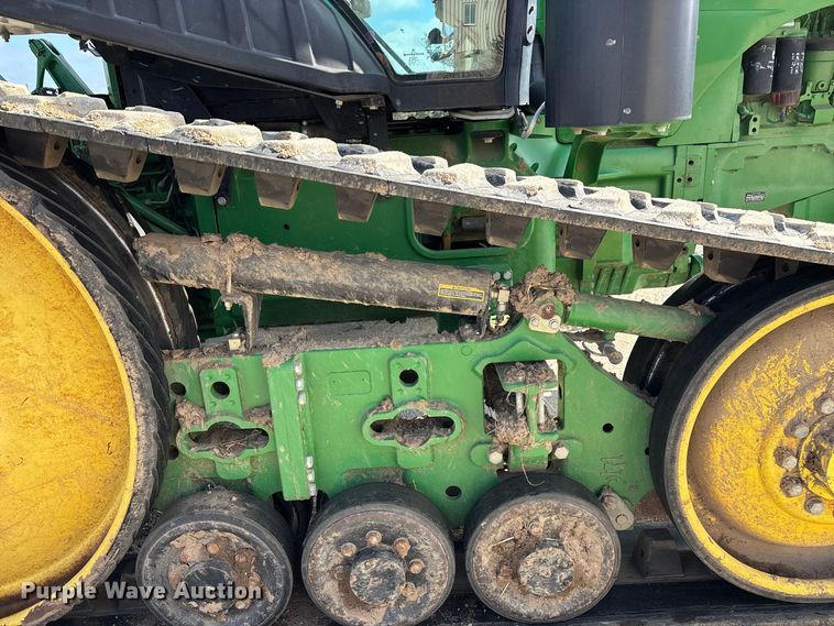 image for item FG0757 2012 John Deere 8360 RT tractor