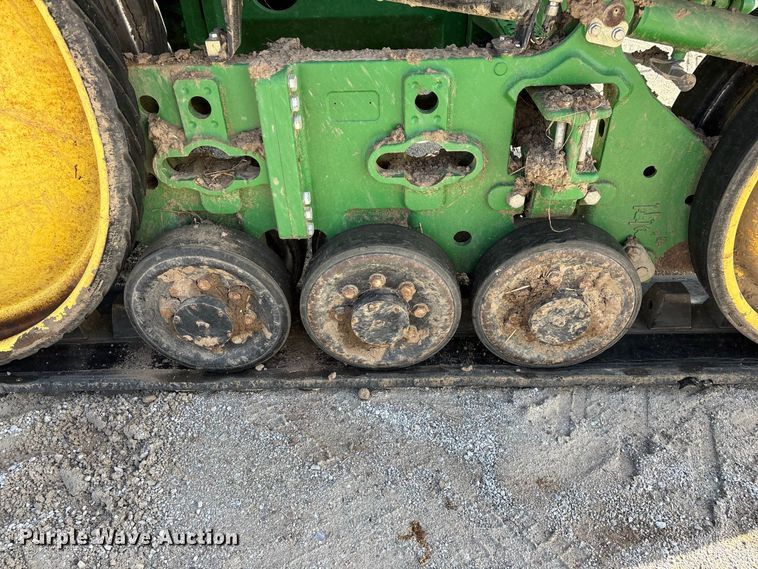 image for item FG0757 2012 John Deere 8360 RT tractor