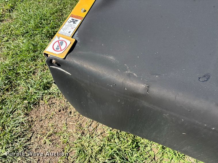 image for item FG0774 2019 Vermeer TM710 disc mower
