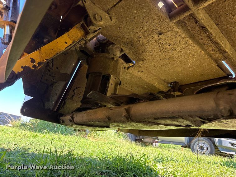 image for item FG0774 2019 Vermeer TM710 disc mower