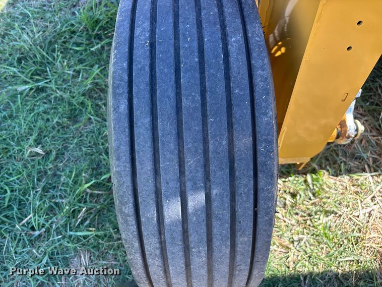 image for item FG0774 2019 Vermeer TM710 disc mower