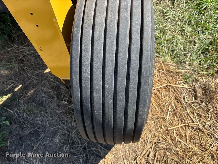 image for item FG0774 2019 Vermeer TM710 disc mower