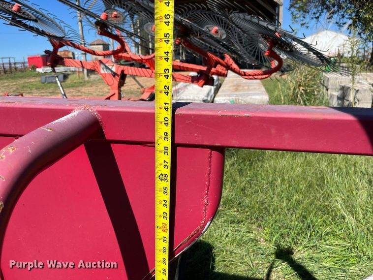image for item FG0775 Patriot hay bale feeder wagon