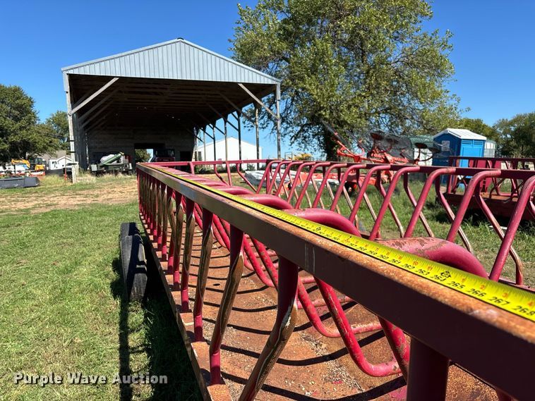 image for item FG0776 Patriot hay bale feeder wagon