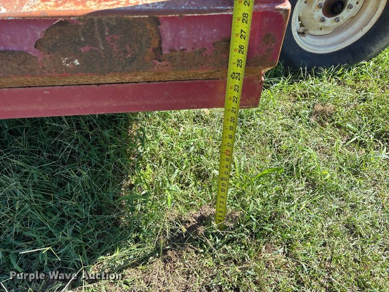 image for item FG0776 Patriot hay bale feeder wagon