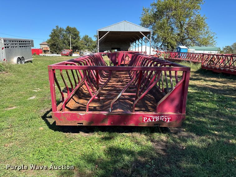 Patriot hay bale feeder wagon in Oronogo, MO | Item FG0777 for sale ...